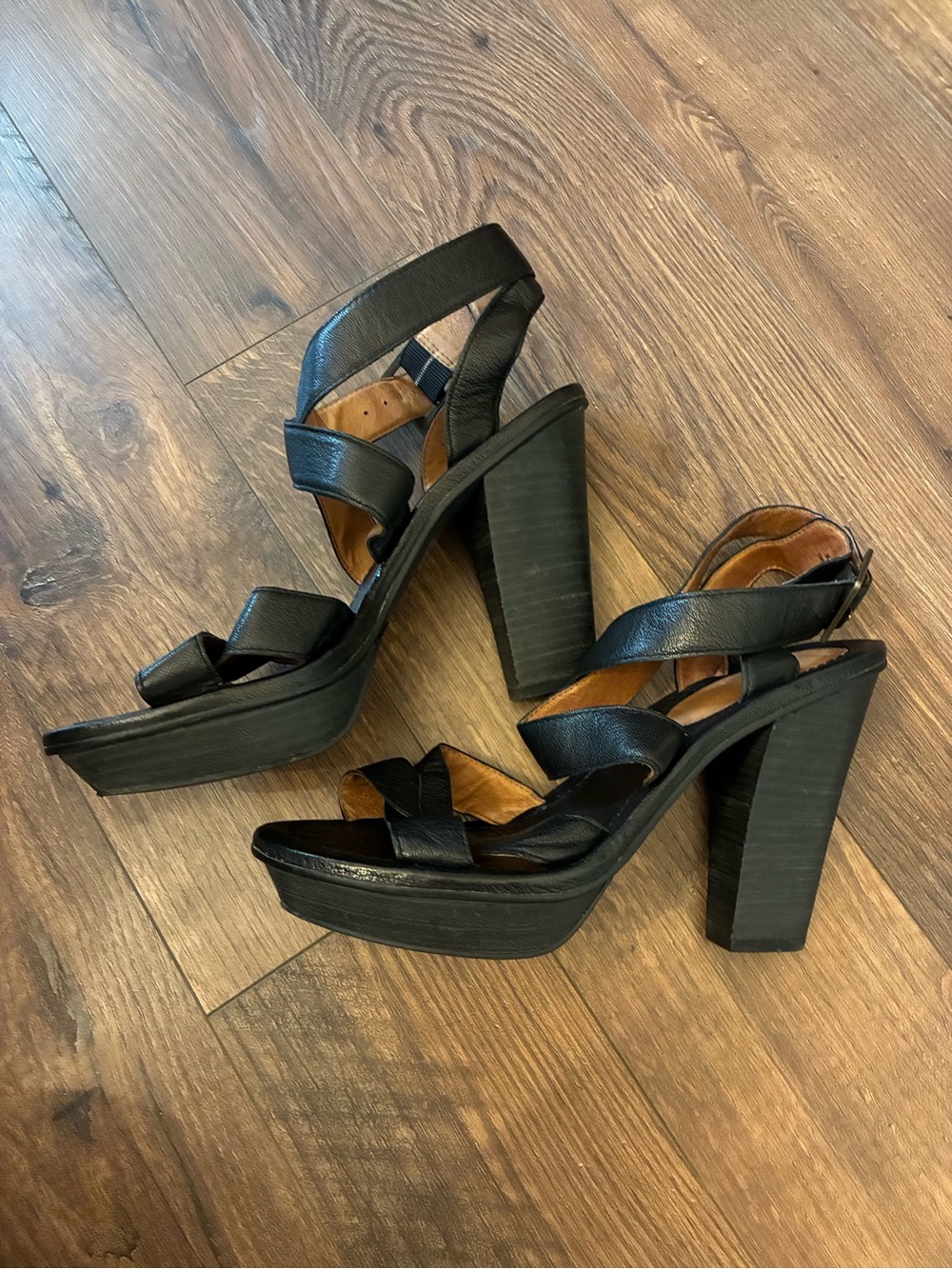 Wittner Black Platform Strappy High-Heel Sandals